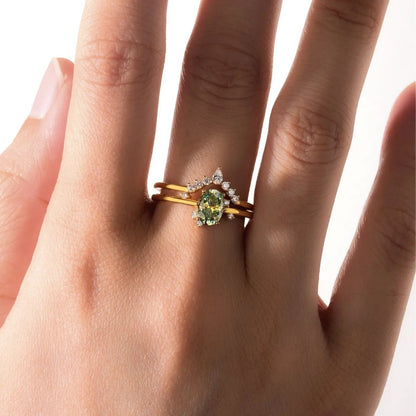 Amara 18K Gold Moissanite Stacked Ring Set (1 Carat)