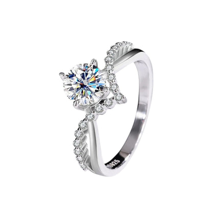 Astraea Rotating Star Moissanite Diamond Ring (1 Carat)