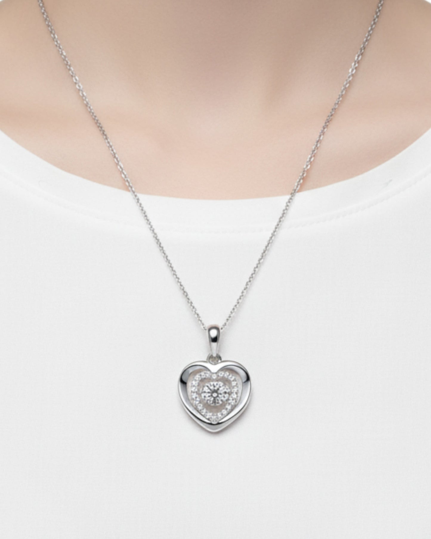 Amia Heart Necklace (0.5 Carat)