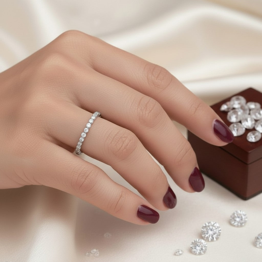 LUMIOR Aveline™ ring met 2.1 karaat moissanite diamanten in 925 sterling zilver met 18K geelgouden plating.