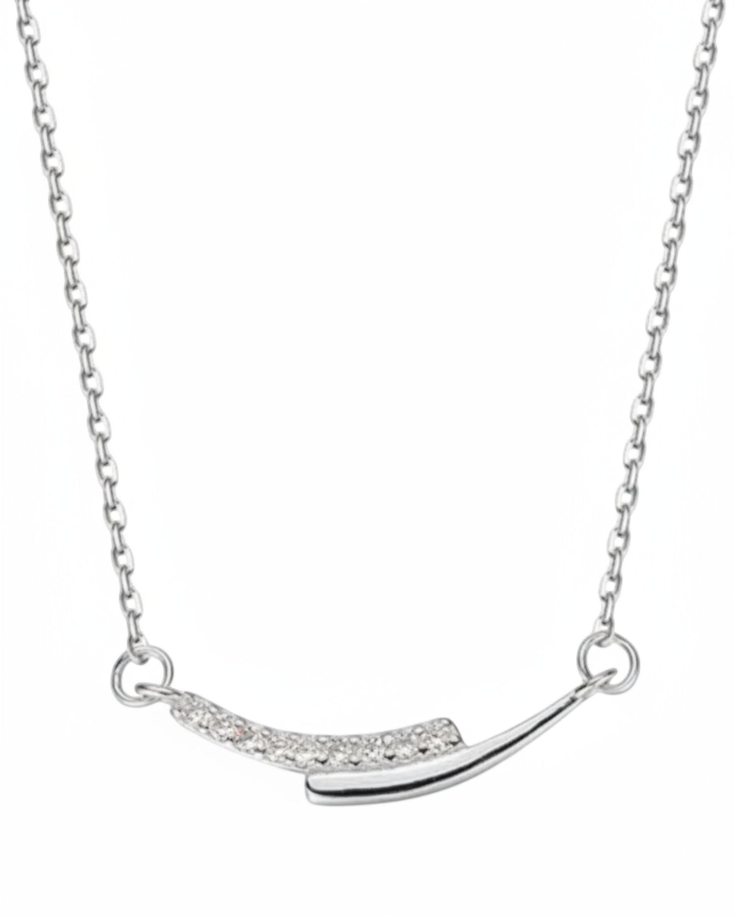 LUMIOR Aura ketting van 925 sterling zilver met minimalistische hanger en glinsterende strass-accenten.