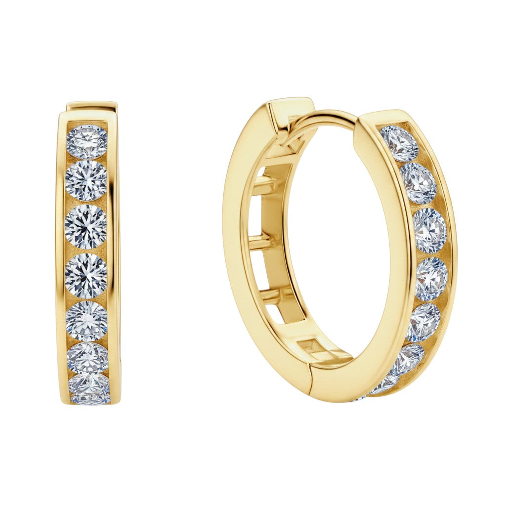 LUMIOR gouden huggie oorbellen met 0.96 ct moissaniet, 925 sterling zilver met platina of 18K goud verguld.