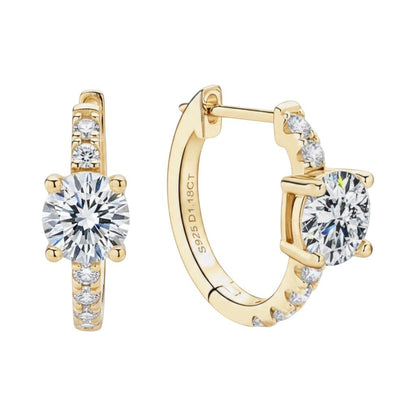 LUMIOR gouden oorringen met 2.36 karaat D-kleur moissaniet en zirkonia accenten, 925 sterling zilver met platina of 18K goud plating.