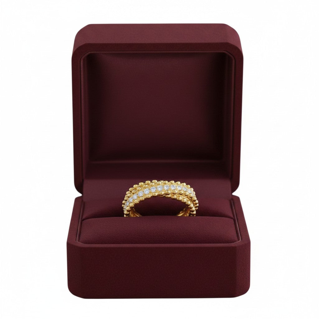 LUMIOR gouden ring met moissanite stenen in een sterrenhemel design, gezet in 925 sterling zilver met 18K geelgoud plating.