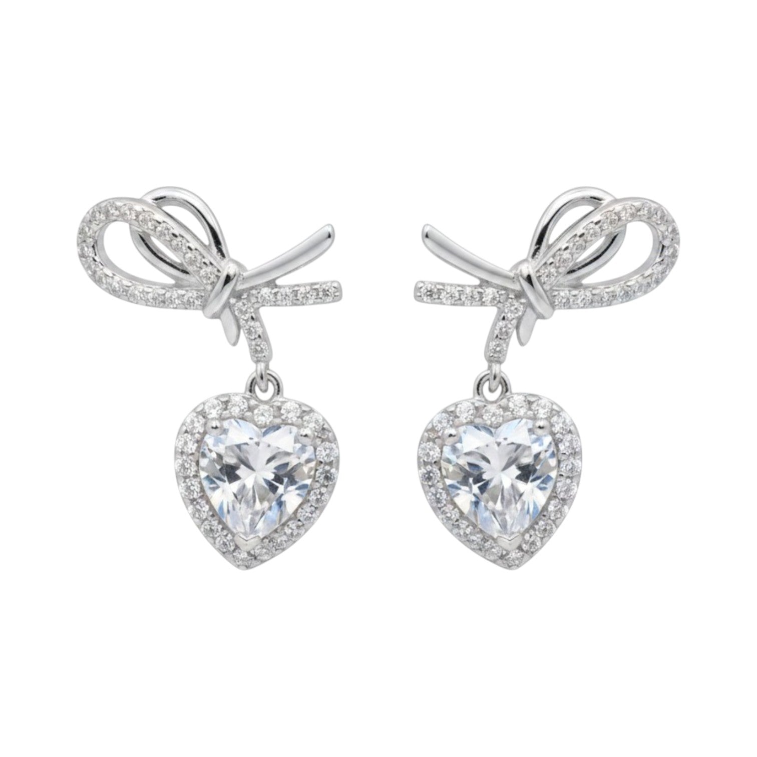 LUMIOR Amour Solitaire 2 karaat hart oorbellen met strik en moissaniet, 925 sterling zilver met platina plating.