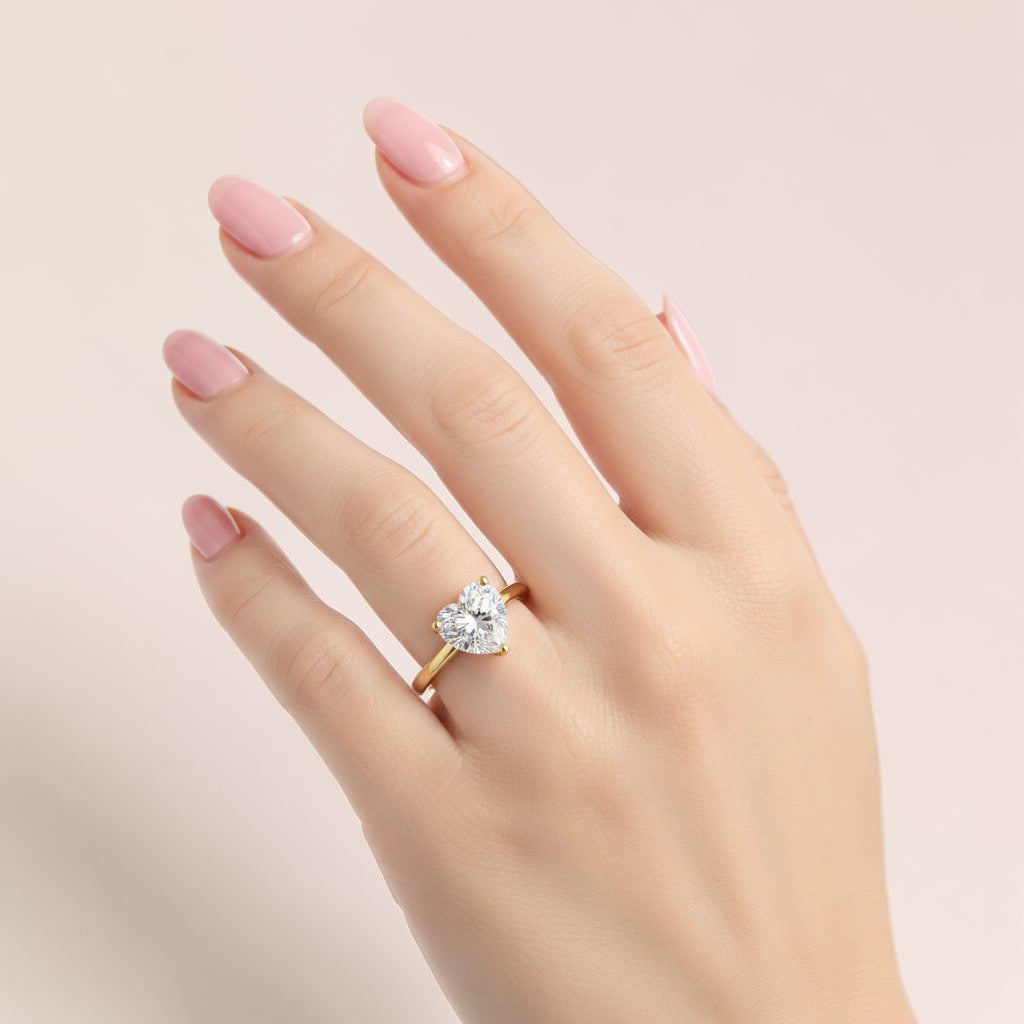 LUMIOR Cordelia ring met hartvormige moissaniet diamant in 18K geelgoud verguld sterling zilver