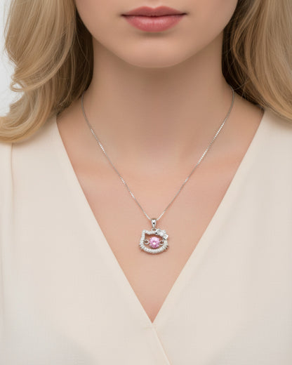 LUMIOR Imperial Aura 2 karaat moissanite ketting met roze steen in sterling zilveren Hello Kitty hanger.