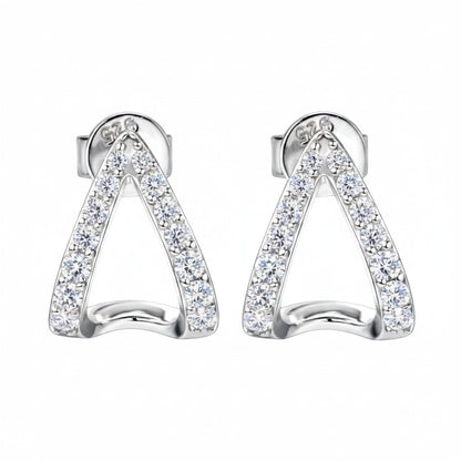LUMIOR minimalist driehoekige oorbellen bezet met moissaniet stenen, gemaakt van 925 sterling zilver met platina of 18K goud plating.