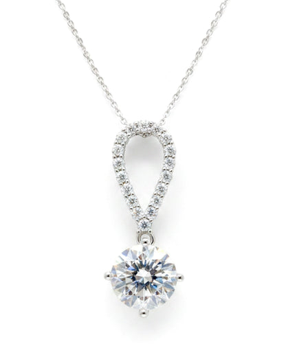 LUMIOR 5 karaat moissaniet ketting met druppelvormige hanger in 925 sterling zilver met sprankelende steentjes.