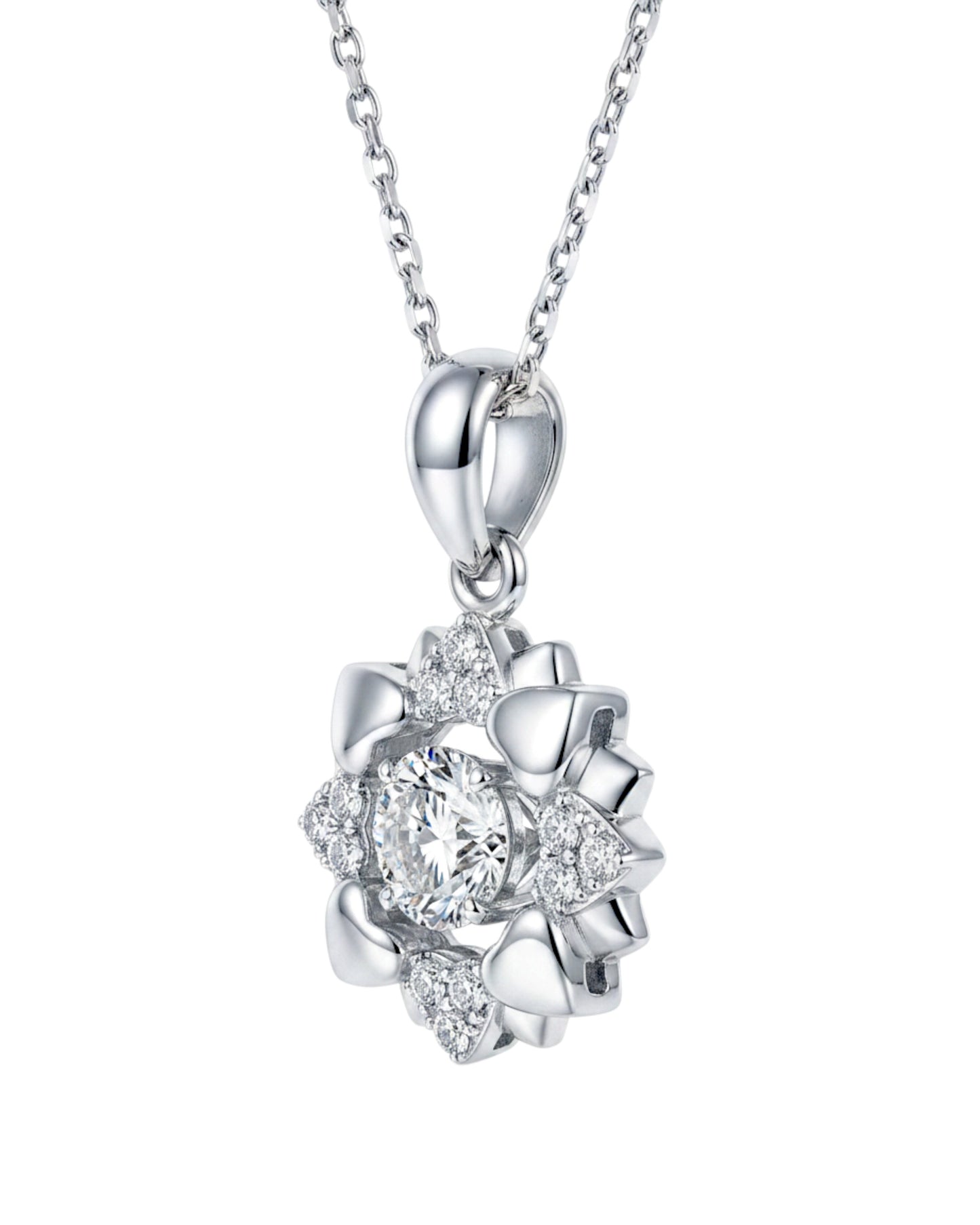 LUMIOR Blossom Aura bloemvormige ketting van 925 sterling zilver met 0,5 karaat moissanite en zirkonia accenten.