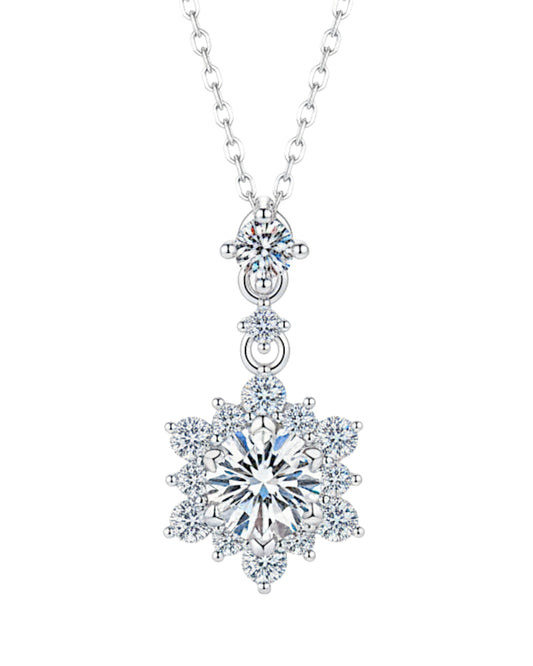 LUMIOR 1 karaat moissanite cluster ketting in sterling zilver met briljante zirkonia accenten, 40 cm ketting met 5 cm verlengstuk.