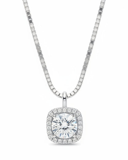 LUMIOR minimalist 0.5 karaat moissanite hanger ketting van 925 sterling zilver met platina plating.