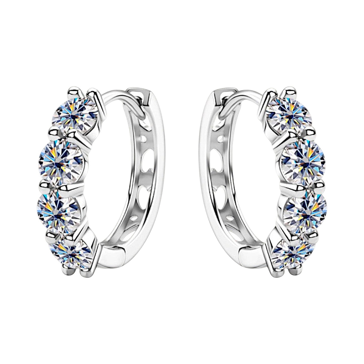LUMIOR 2.4 karaat moissanite huggie oorbellen in 925 sterling zilver met platina plating. Lichtgewicht en elegant.