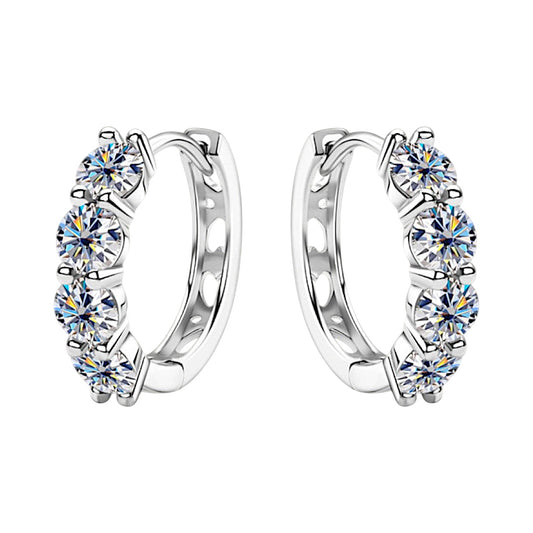 LUMIOR 2.4 karaat moissanite huggie oorbellen in 925 sterling zilver met platina plating