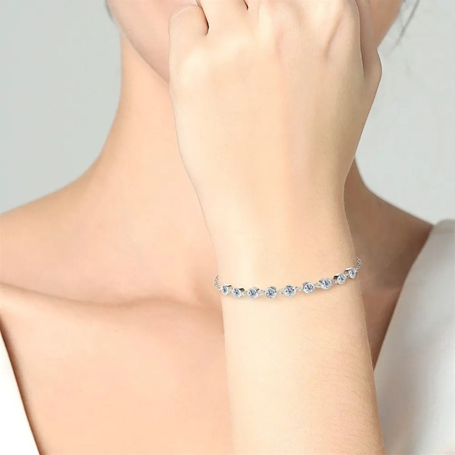 LUMIOR Premium 0.9 karaat moissanite pavé armband in 18K goud verguld sterling zilver, 7.3 inch