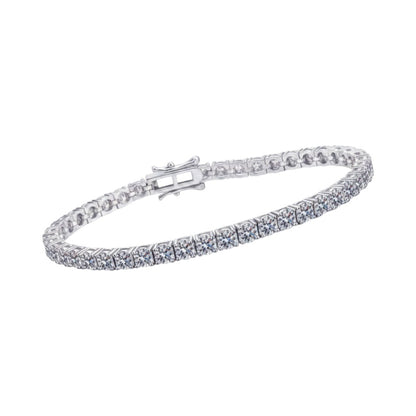 LUMIOR 4.9 karaat moissanite tennisarmband van 925 sterling zilver met rhodium plating en een hoogglans afwerking.