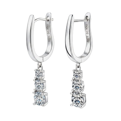 LUMIOR Sterling zilveren oorbellen met 1.8 karaat moissaniet stenen, 3 stenen per oorbel, 1.2" lengte.
