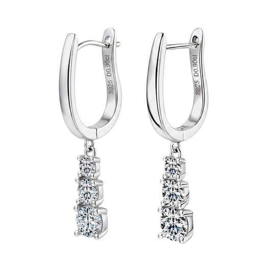LUMIOR Sterling zilveren oorbellen met 1.8 karaat moissaniet stenen, 3 stenen per oorbel, 1.2" lengte.