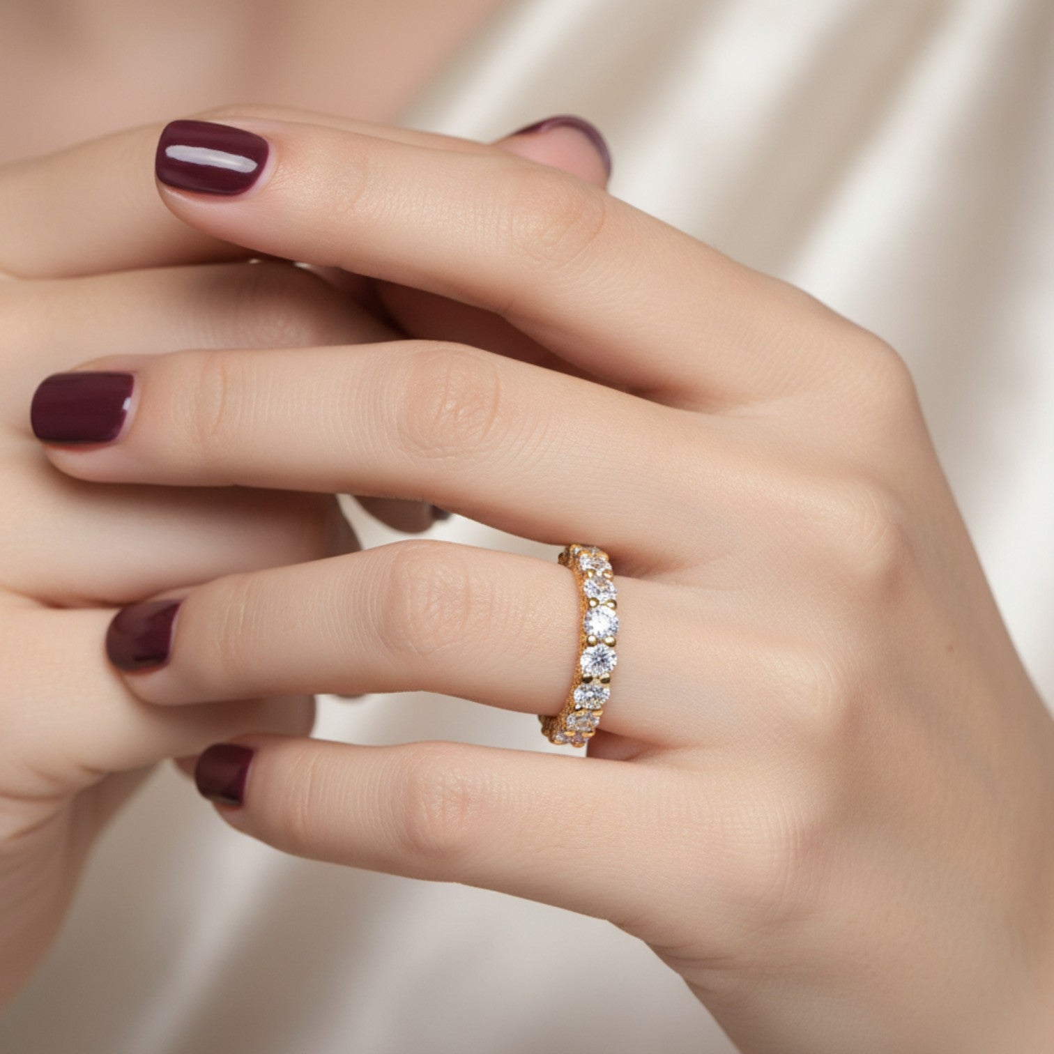 LUMIOR Vivienne™ dubbellaagse ring met moissaniet van 2,2 karaat in 18K geelgoud verguld sterling zilver.