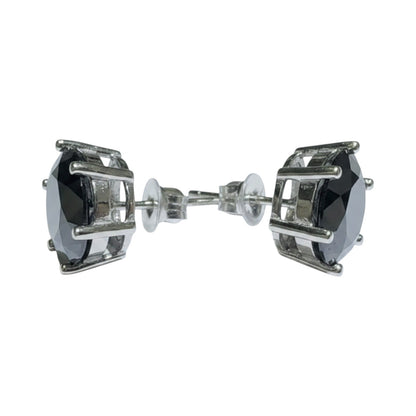 LUMIOR zwarte moissaniet stud oorbellen van 4 karaat in 925 sterling zilver met platina plating.